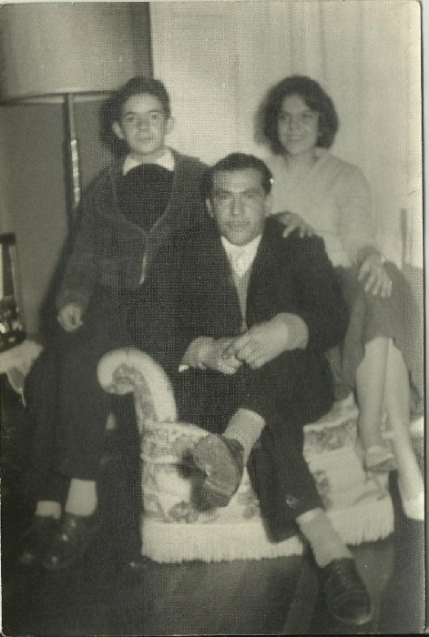 Guillermo y sus hijos Guillermo y Alejandra